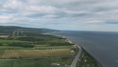 Windkraftanlagen-Und-Landschaft-In-Der-Nähe-Von-St-Laurent-River-Quebec