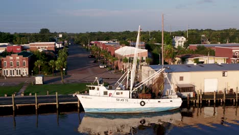 Aerial-footage-taken-in-the-Apalachicola-Bay-area-in-Florida
