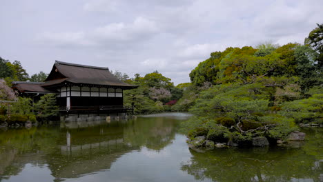 Zen-Garden-in-a-temple-of-Kyoto---Japan