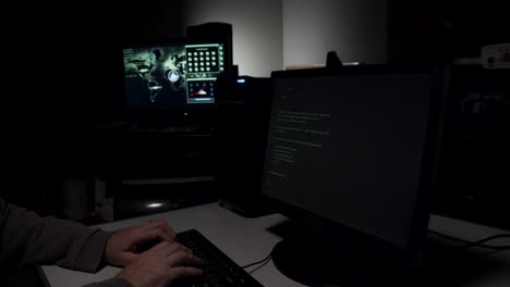 Computerhacker,-Der-Code-Eingibt