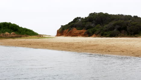An-Australian-coastal-beach