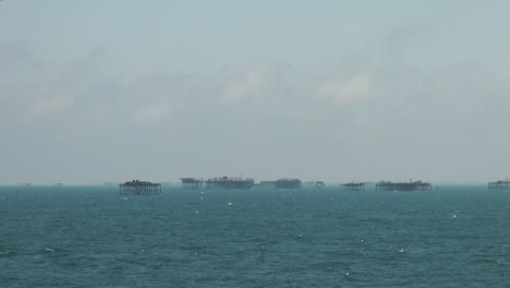Ölplattform-Im-Kaspischen-Meer-Offshore-Bohrinsel-Vor-Baku,-Aserbaidschan