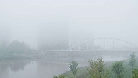 Early-morning-commute-during-foggy-morning-in-Columbus-Ohio-downtown
