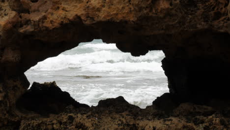 An-Australian-coastal-beach-with-limestone-cliffs-and-formations
