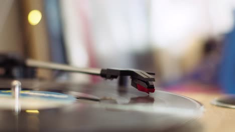 Record-Player-Starts-Playing-when-Tonearm-Lowered-by-Hand