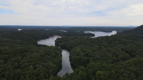 Mountain-View-of-the-lake
