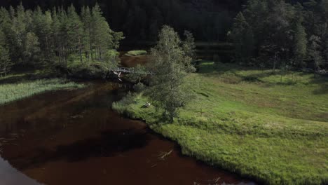 Verbrachte-Allein-Zeit-Beim-Campen-Im-Wald-Von-Slattoyane-Stamnes-Vaksdal,-Norwegen