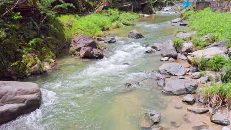 Jimenoa-rapids-and-Jarabacoa-tropical-forest,-Dominican-Republic