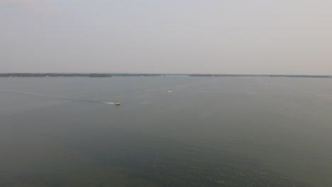 Wide-drone-shot-of-Indian-Lake-in-Ohio-with-boats-on-the-water