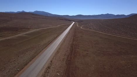 Antena:-Camino-En-El-Desierto-Del-Sahara