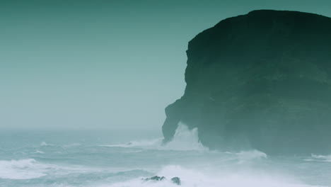 Epic-stormy-seas-around-the-Ponta-dos-Capelinhos,-Faial,-Azores
