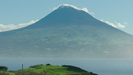 Stunning-central-frame-shot-of-Mount-Pico,-the-Azores