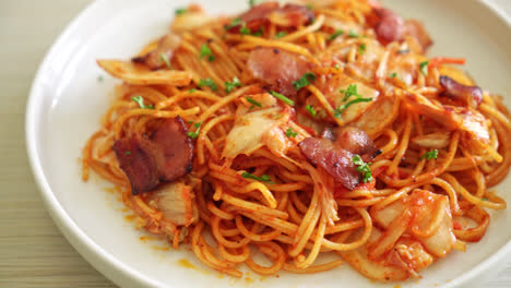 stir-fried-spaghetti-with-kimchi-and-bacon---fusion-food-style
