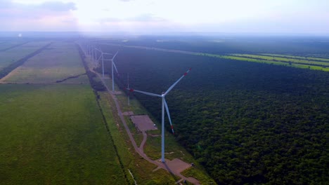 Ein-Blick-Auf-Einen-Park-Von-Windkraftanlagen-Namens-El-Dorado-In-Santa-Cruz-Bolivien