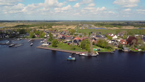 Aerial-video-footage-of-the-village-Eernewoude,-Friesland,-The-Netherlands