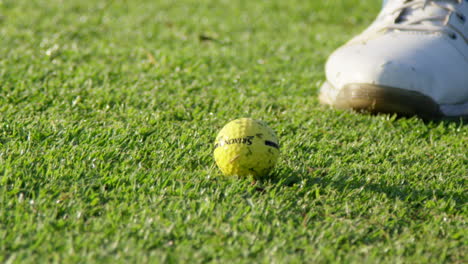 Close-up-practice-golf-ball-hit-with-wedge-slow-motion-HD