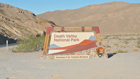 Señal-De-Entrada-Al-Parque-Nacional-Del-Valle-De-La-Muerte