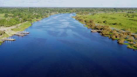 Mamore-river-in-the-department-of-Beni,-Bolivia,-nice-river-to-navigate-and-fishing,-it-flows-into-the-Madeira-river-and-then-becomes-the-Amazon