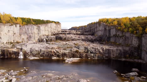 Robert-Bourassa-hydroelectric-power-plant-Generating-Facility-Spillway-Quebec-Canada