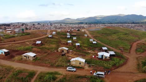 Campamento-De-Inmigrantes-En-Dzaleka,-Malawi,-Crisis-De-Inmigración-En-áfrica,-Vista-De-Drones