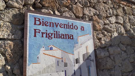Welcome-to-Frigiliana-sign-in-Andalusia,-Spain
