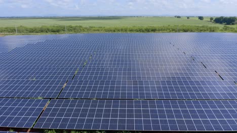 Detalles-De-Los-Paneles-Solares-Fotovoltaicos-El-Soco-Instalados-En-San-Pedro-De-Macoris-En-Republica-Dominicana