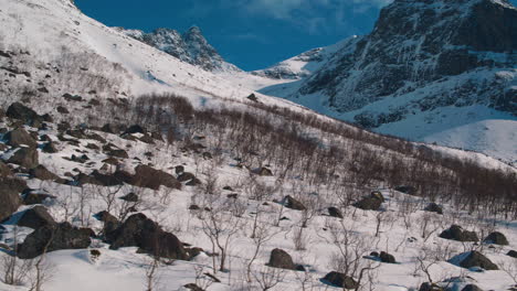 Travelling-Cinematográfico-Absolutamente-Impresionante-En-La-Remota-Noruega