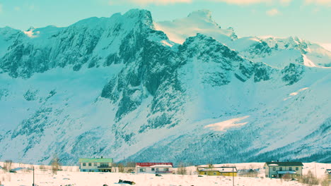 Stunning-cinematic-shot-of-houses-in-Tromvik,-Norway