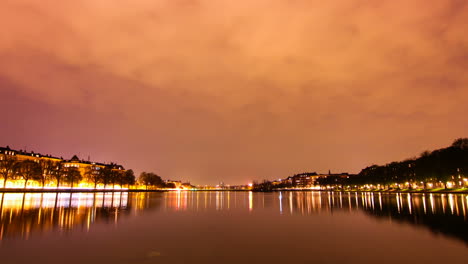 Stunning-timelapse-from-the-end-of-the-lakes-in-Copenhagen