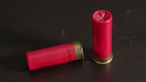 12-gauge-shotgun-shells-on-table