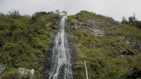 Low-Angle-Of-Cascada-De-La-Virgen-In-Baños,-Ecuador