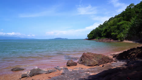 Die-Rosa-Küste-Mit-Seestrand-Bei-Chanthaburi,-Thailand