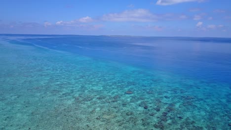Riesiges-Leeres-Karibisches-Meer
