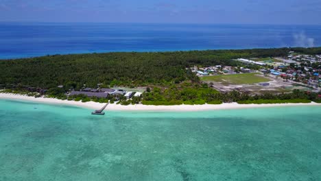 Panoramic-aerial-view-of-tropical-nature-in-luxurious-Maldives
