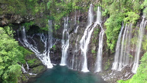 Grand-Galet-Falls-at-the-Cascade-Langevin-on-the-island-of-Réunion