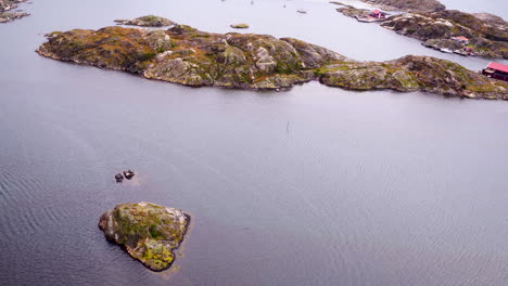 Aerial-view-of-the-Swedish-archipelago-on-the-west-coast-in-autumn