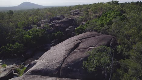 Granite-Gorge-Nature-Park-With-Huge-Granite-Boulders-In-QLD,-Australia---drone-shot