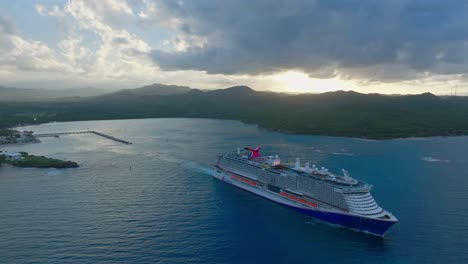Cruise-Ship-Leaving-The-Amber-Cove-Terminal-In-Puerto-Plata,-Dominican-Republic