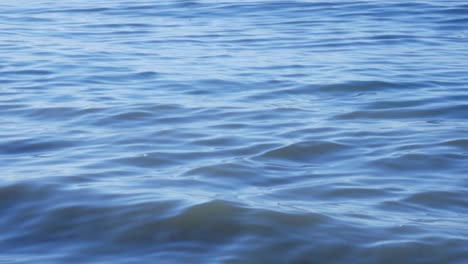 Seascape-With-Ripples-In-Slow-Motion.-closeup