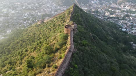 Indien-Rajasthan-Luftaufnahme-Der-Amer-Stadt-Drohne-Enthüllen-Stadtbild-Bei-Sonnenuntergang-Der-Stadt-Jaipur