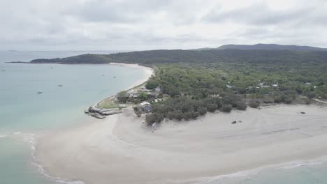 Holiday-Accommodation-At-Great-Keppel-Island-Hideaway-With-Sandy-Beaches-In-Capricorn-Coast-Of-Central-Queensland,-Queensland