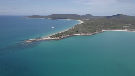 Panoramic-View-Over-Great-Keppel-Island-With-Turquoise-Seascape-In-QLD,-Australia---aerial-drone-shot