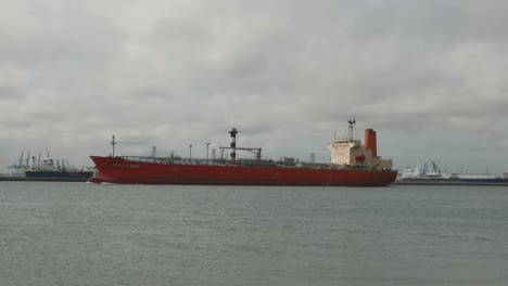 Large-commercial-ship-moving-up-waterway