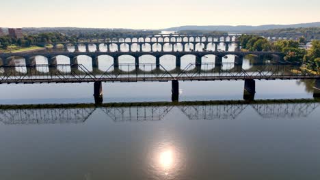 Brücken-über-Den-Susquehanna-Fluss-In-Harrisburg,-Pennsylvania