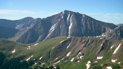 Pico-Torreys-En-Colorado-Con-Nieve-En-La-Divisoria-Continental-Vista-Desde-El-Pico-Grizzly,-Estático
