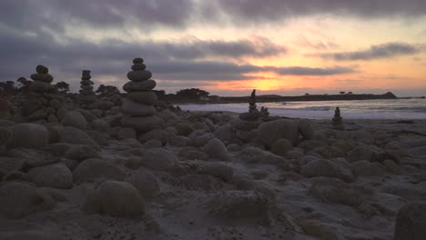 Pebble-Beach-Sonnenuntergang-In-Monterey,-Kalifornien