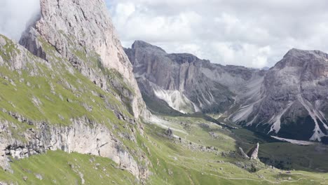Wide-aerial-view-of-mountain-landscape-in-Italian-Dolomites