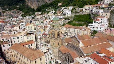 Beautiful-shot-of-Amalfi-cathedral
