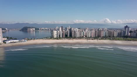 Langsamer-Flug-In-Richtung-Sao-Vincente-Brasilien