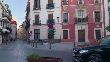 Platz-San-Marcos-In-Sevilla-Bei-Sonnenuntergang